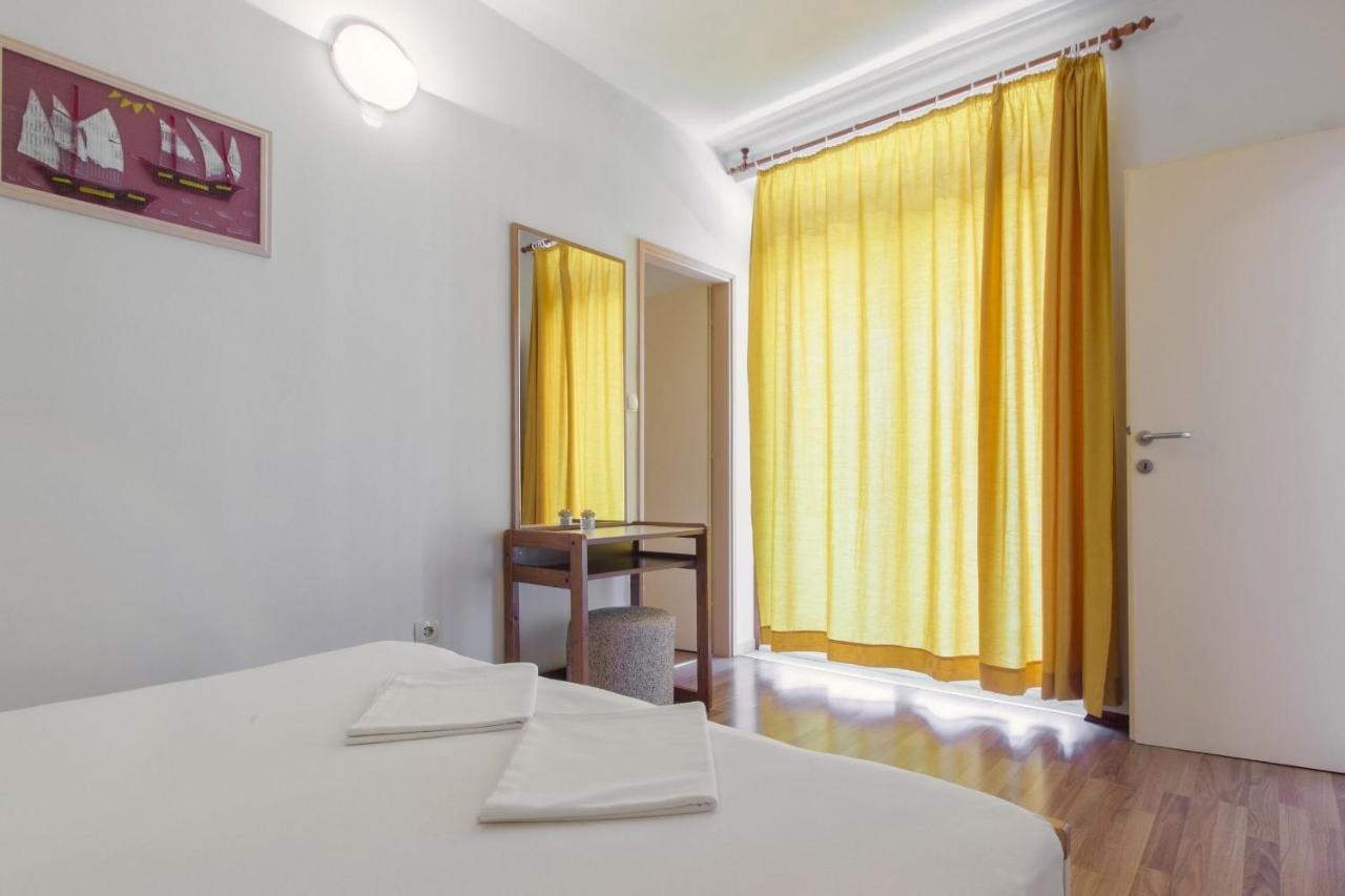 Apartments Konta City Center Vodice Esterno foto