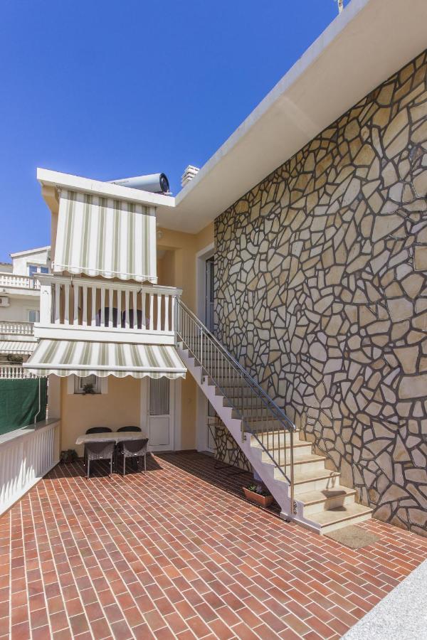 Apartments Konta City Center Vodice Esterno foto