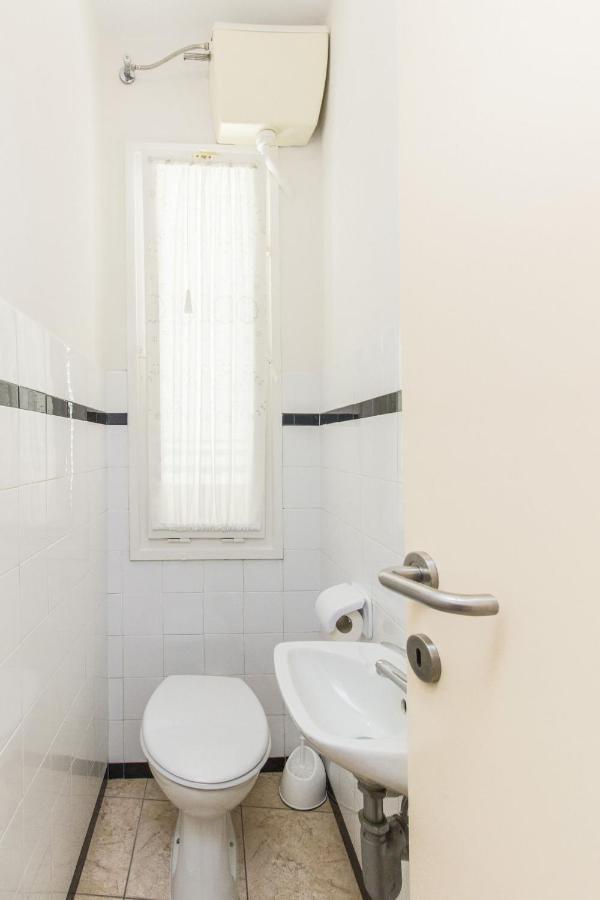 Apartments Konta City Center Vodice Esterno foto
