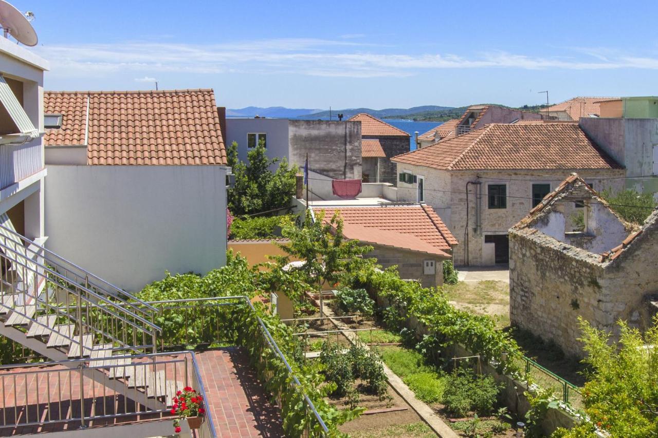 Apartments Konta City Center Vodice Esterno foto