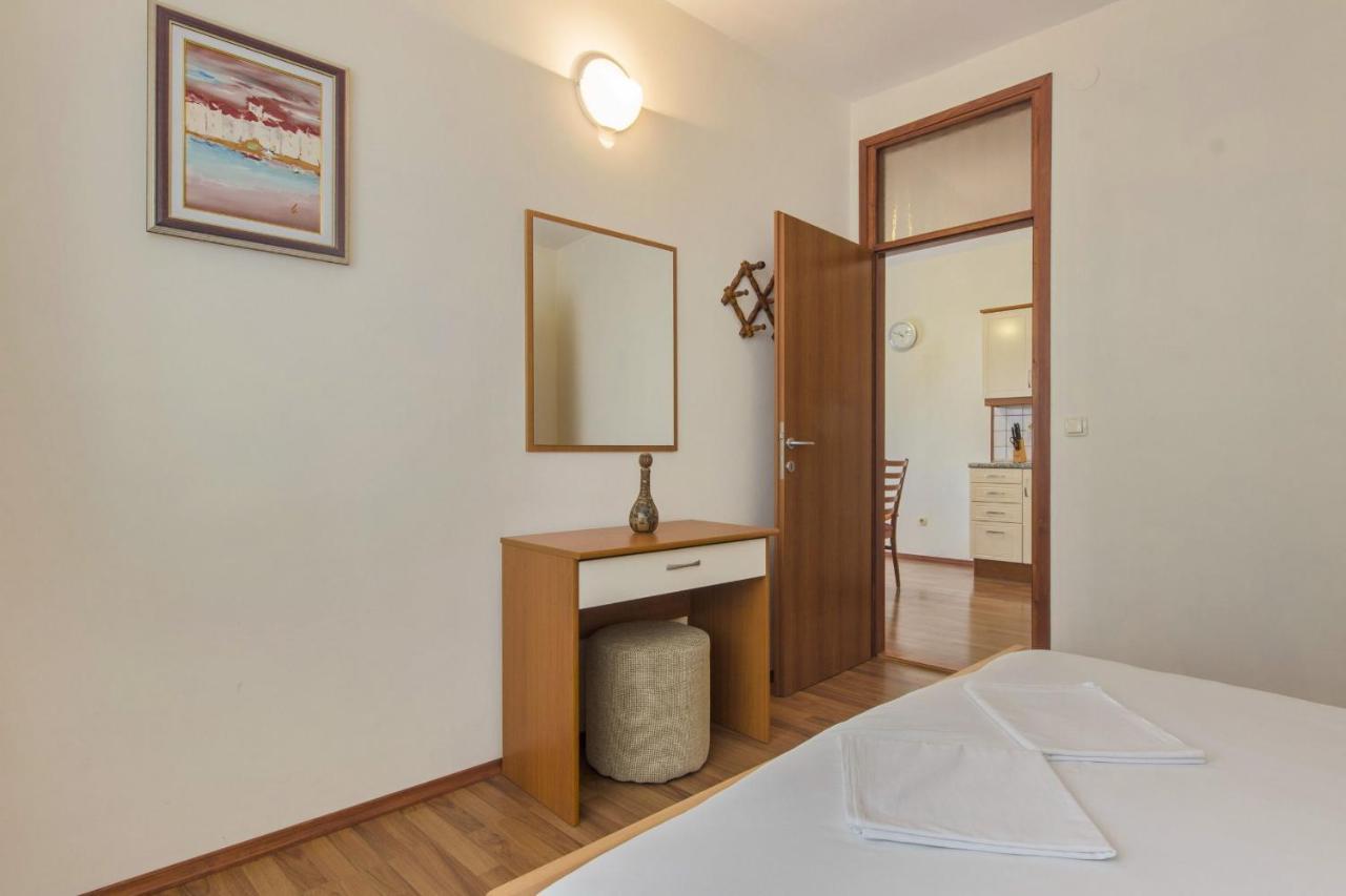 Apartments Konta City Center Vodice Esterno foto