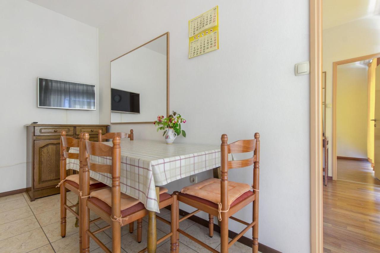 Apartments Konta City Center Vodice Esterno foto
